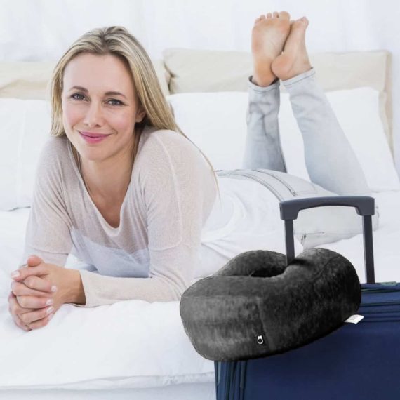 travel-pillow-with-luggage